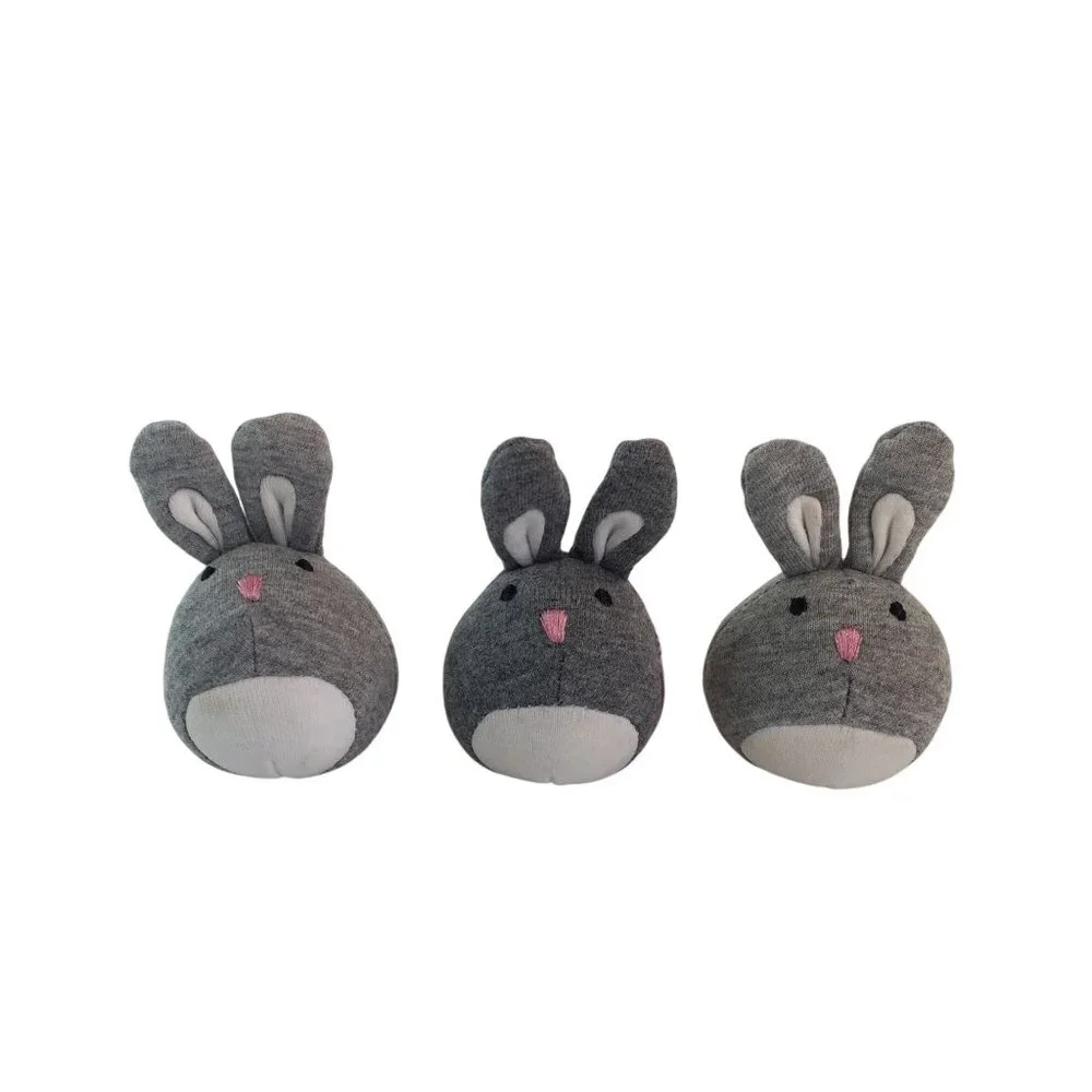 Lovevery Bunnies In a Felt Burrow Green Babbler‎ Kit Montessori Toy 3 Bunnies